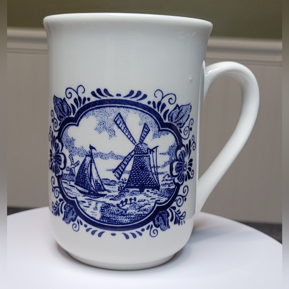 Churchill England Blue Seas & Windmill 7oz Tea Cup